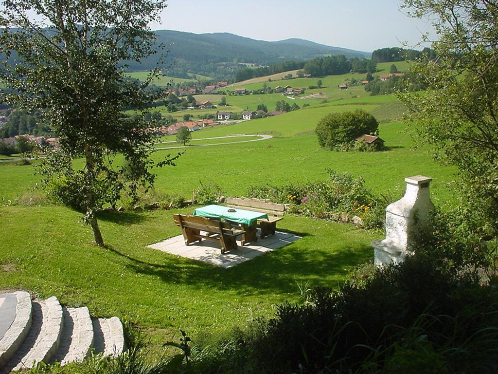 Wellness Ferienwohnungen Zellertalblick Драксельсрид Экстерьер фото